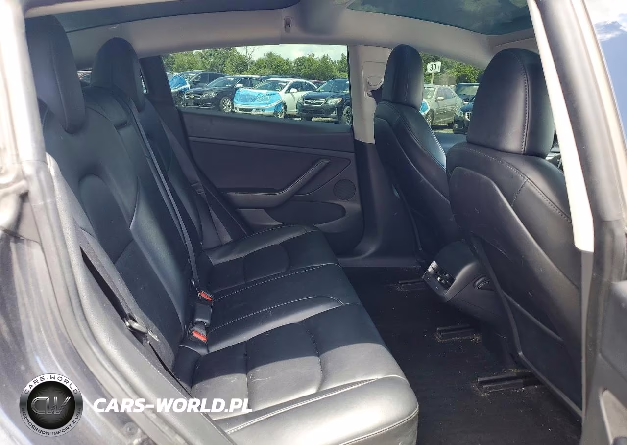 2022 Tesla Model 3 VIN:5YJ3E1EB6NF187042 - 10