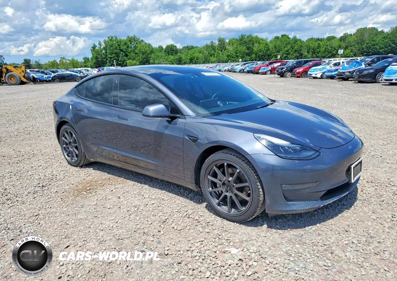 2022 Tesla Model 3 VIN:5YJ3E1EB6NF187042 - 4