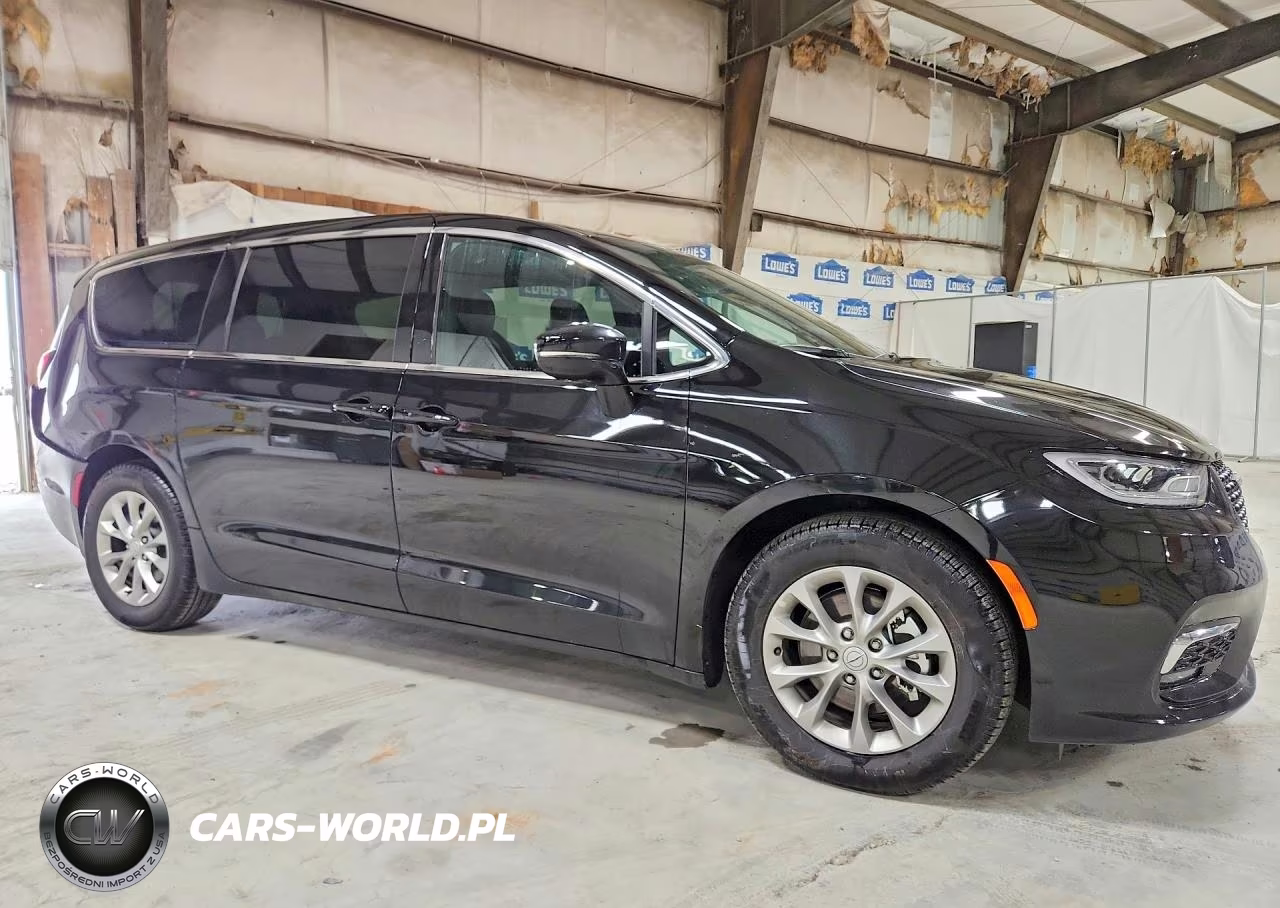 2026 Chrysler Pacifica Limited VIN:2C4RC1GG2TR254939 - 4