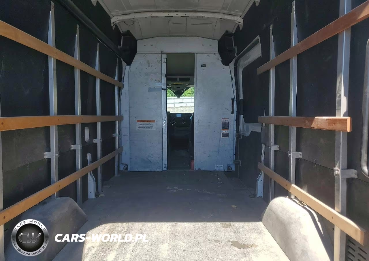 2022 Ford Transit T-250 VIN:1FTBR1X81NKA23668 - 10