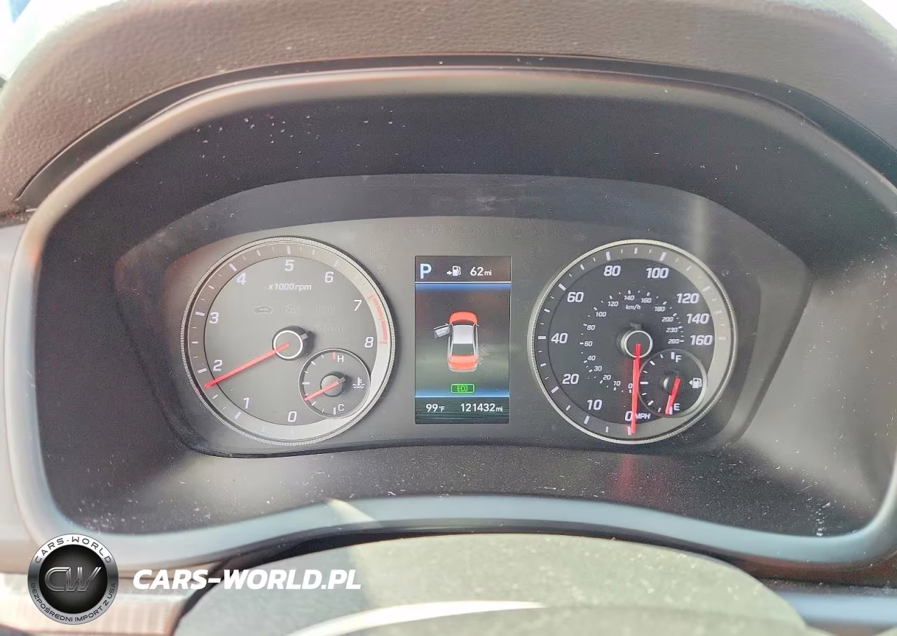 2018 Hyundai Sonata Sport+ VIN:5NPE34AF4JH701104 - 9