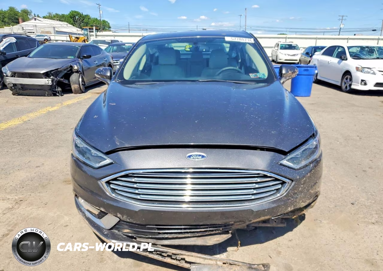 2018 Ford Fusion Titanium VIN:3FA6P0D98JR168460 - 5