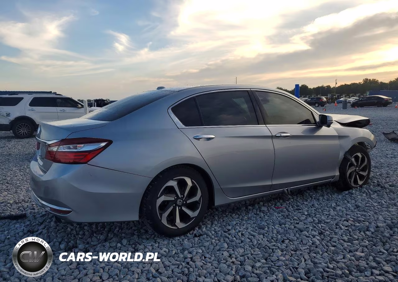 2017 Honda Accord Exl VIN:1HGCR3F83HA010045 - 3