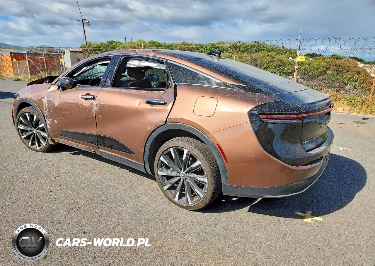 2023 Toyota Crown Platinum VIN:JTDAFAAF3P3000188 - 2