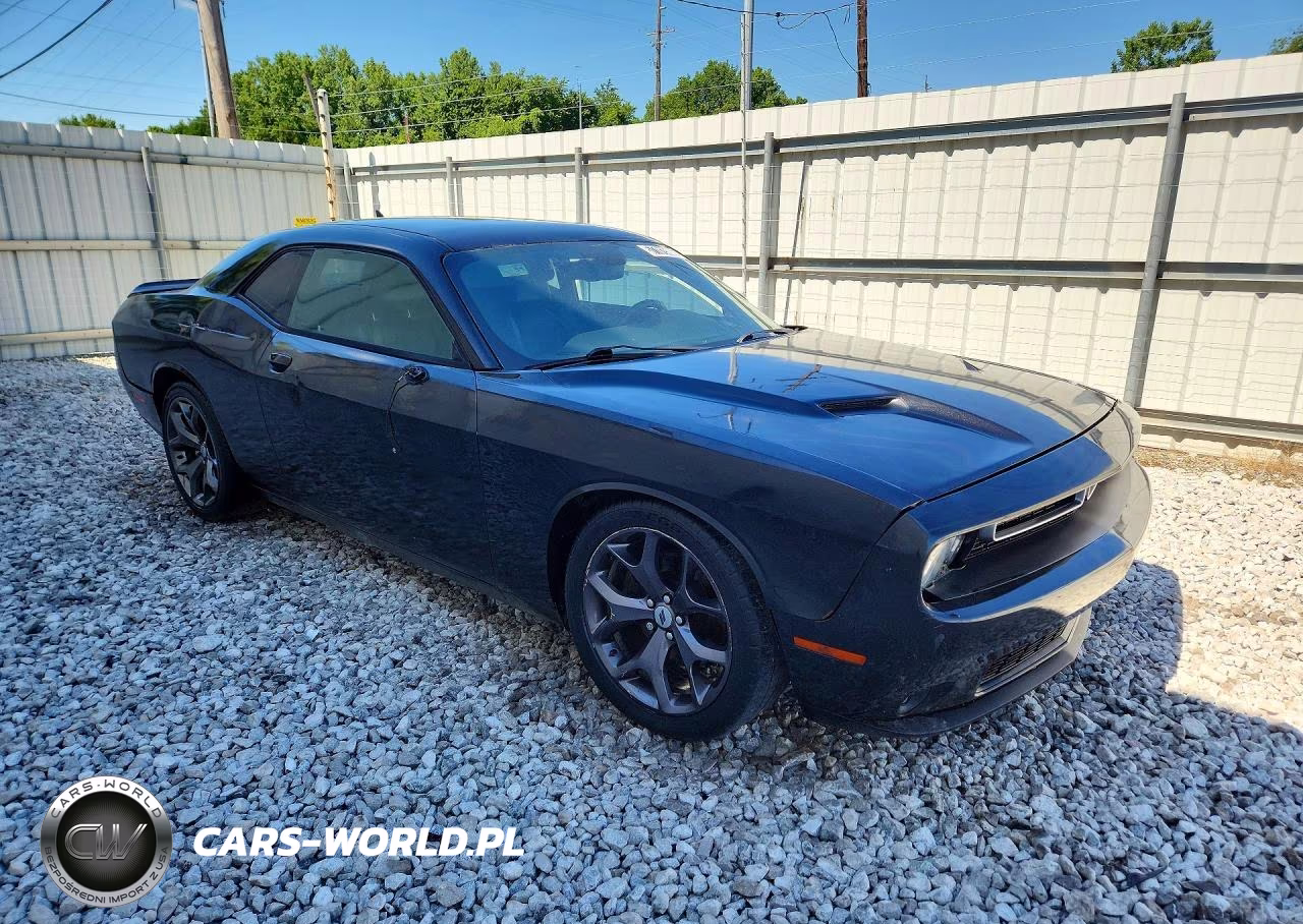 2015 Dodge Challenger Sxt Plus VIN:2C3CDZBG0FH736848 - 4