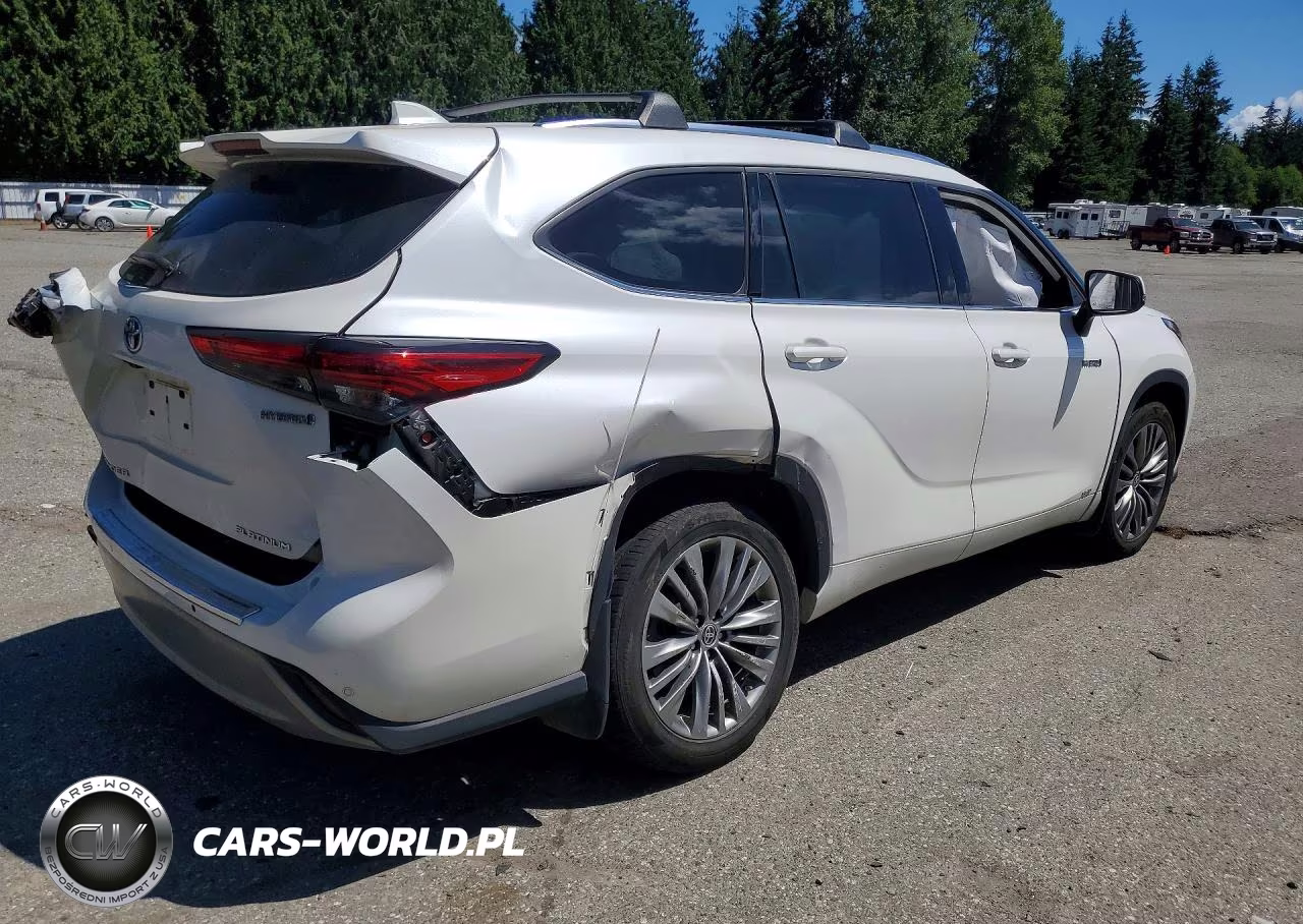 2021 Toyota Highlander Hybrid Platinum VIN:5TDEBRCH4MS018137 - 3