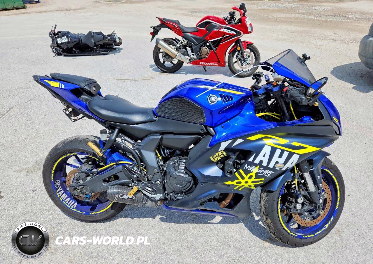 2022 Yamaha Yzfr7