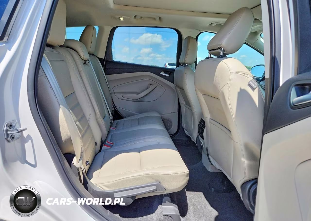 2018 Ford Escape Sel VIN:1FMCU0HD2JUC16821 - 10