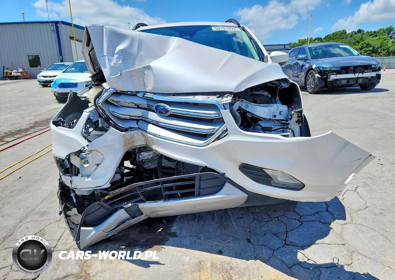 2018 Ford Escape Sel VIN:1FMCU0HD2JUC16821 - 5