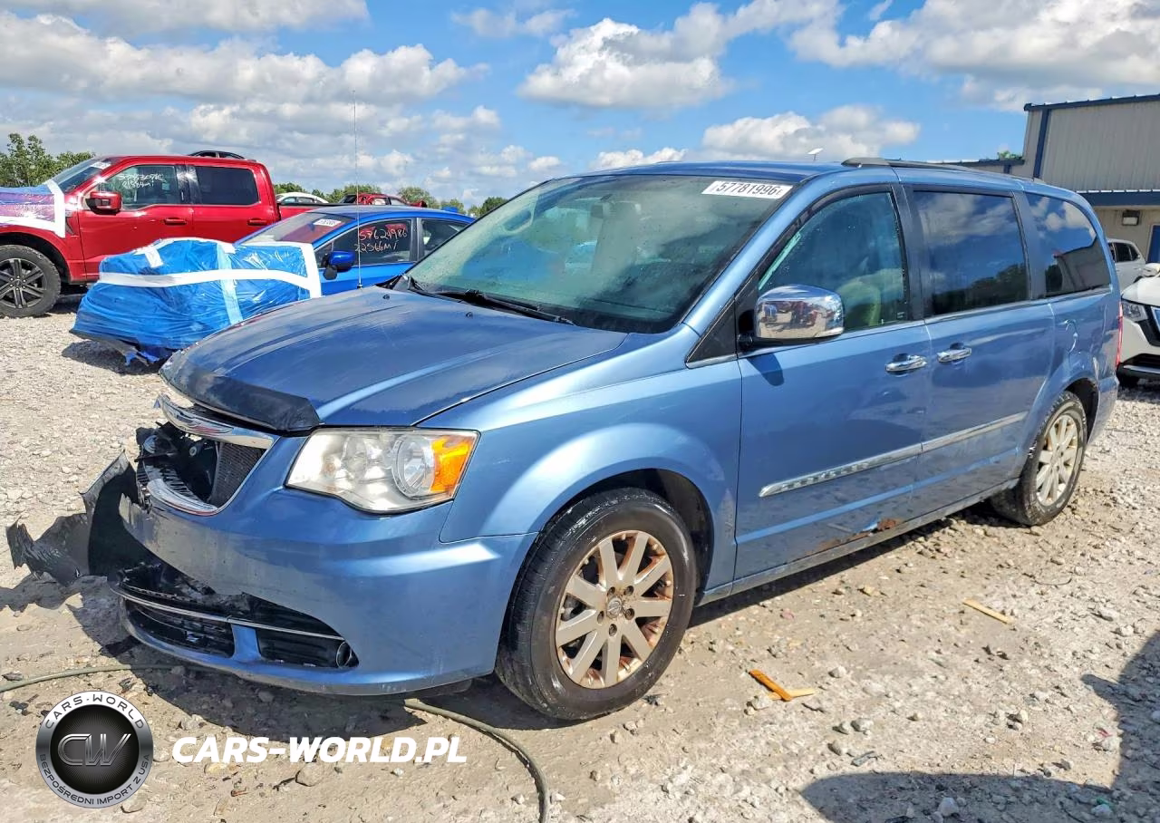 2011 Chrysler Town & Country Touring L
