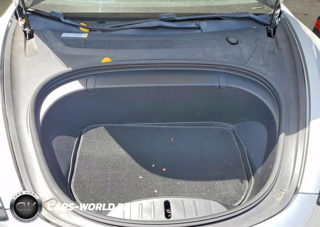 2018 Tesla 3 VIN:5YJ3E1EA3JF048729 - 11