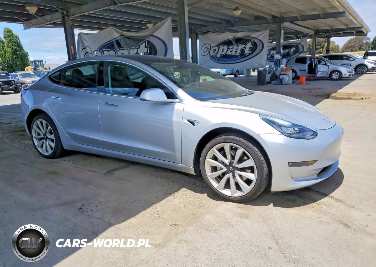 2018 Tesla 3 VIN:5YJ3E1EA3JF048729 - 4