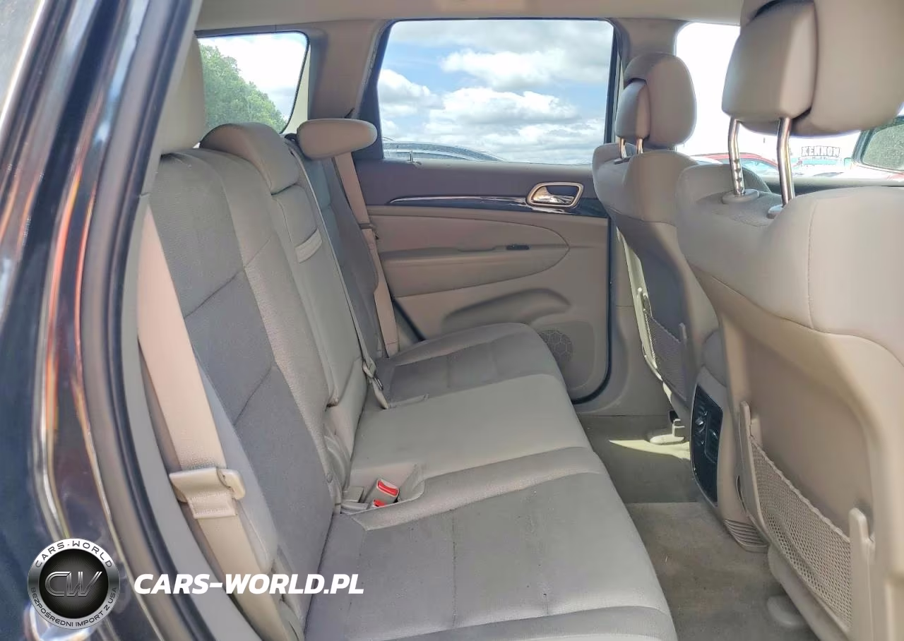2012 Jeep Grand Cherokee Laredo VIN:1C4RJFAG0CC208546 - 10