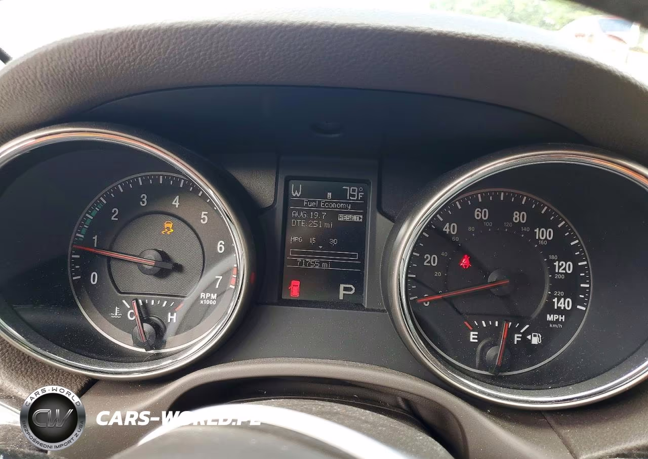 2012 Jeep Grand Cherokee Laredo VIN:1C4RJFAG0CC208546 - 9