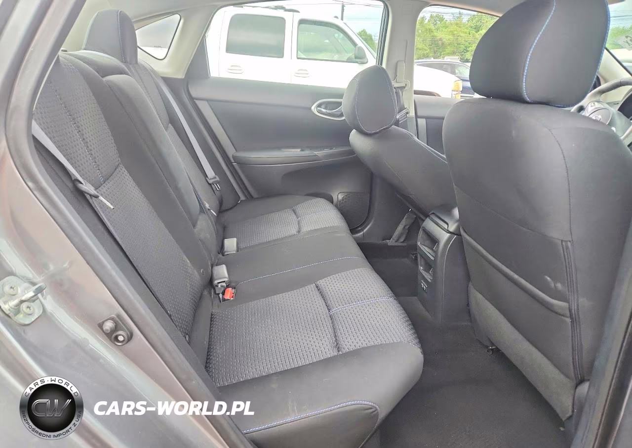 2017 Nissan Sentra Sr VIN:3N1AB7AP6HY332953 - 10