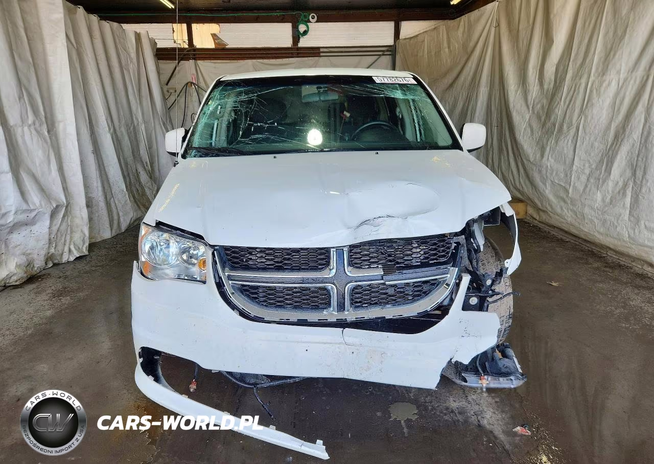 2012 Dodge Grand Caravan Crew VIN:2C4RDGDG4CR109454 - 5