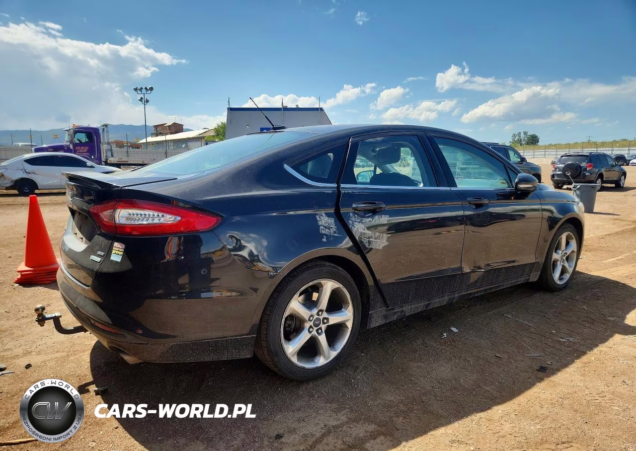 2015 Ford Fusion Se VIN:3FA6P0HD1FR275923 - 3