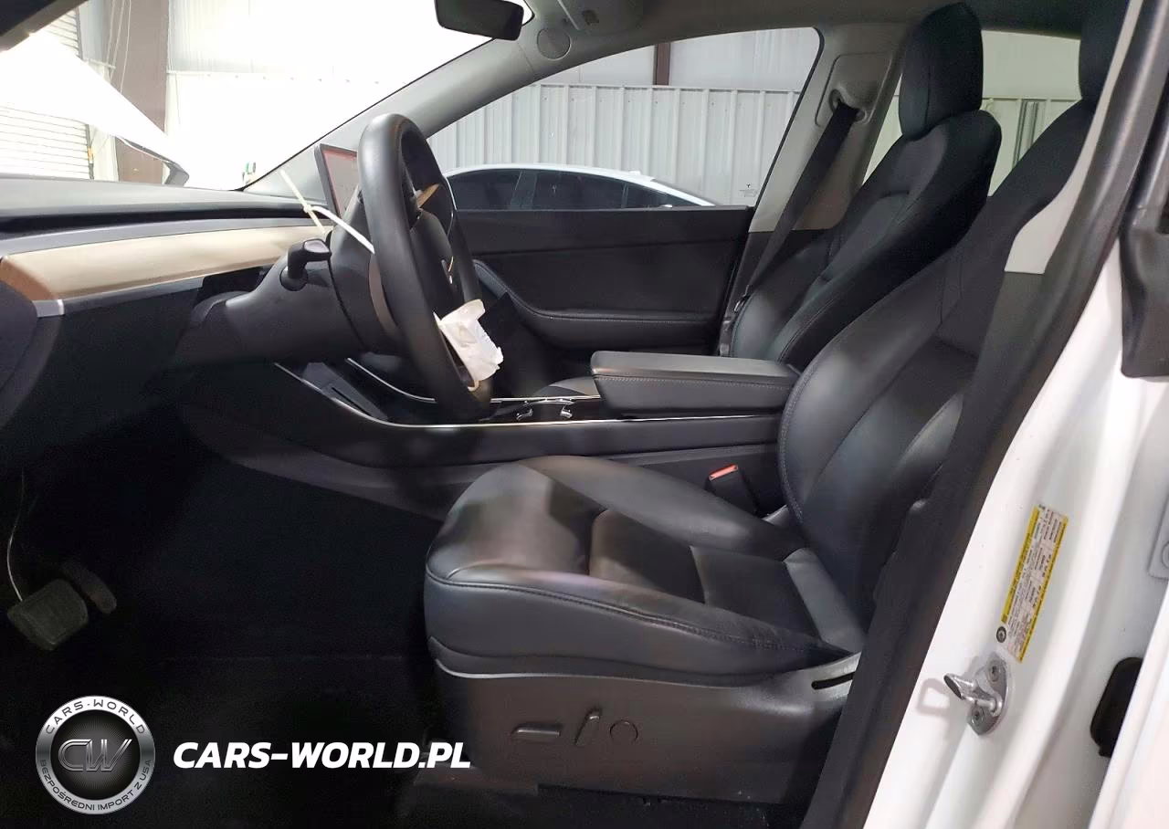 2020 Tesla Model Y VIN:5YJYGDEE8LF041489 - 7