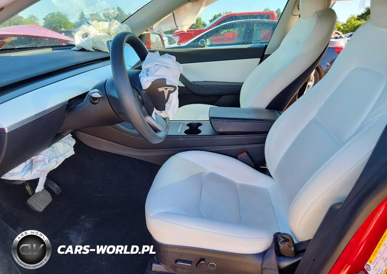 2022 Tesla Model Y VIN:7SAYGDEEXNF343579 - 7
