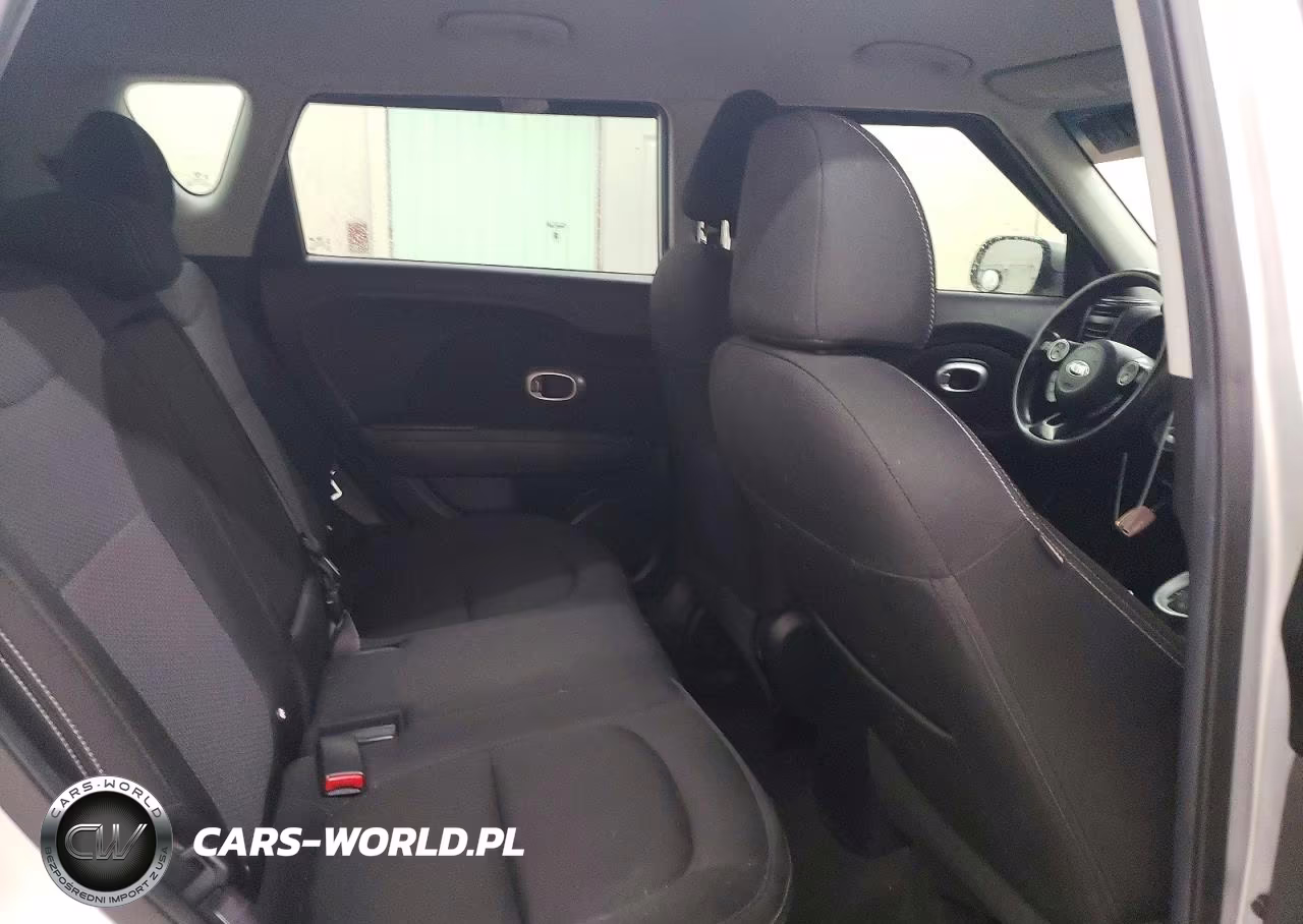 2017 Kia Soul + VIN:KNDJP3A52H7424682 - 11