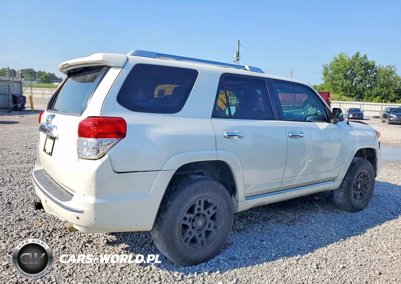 2010 Toyota 4Runner Sr5 VIN:JTEZU5JR2A5000152 - 3