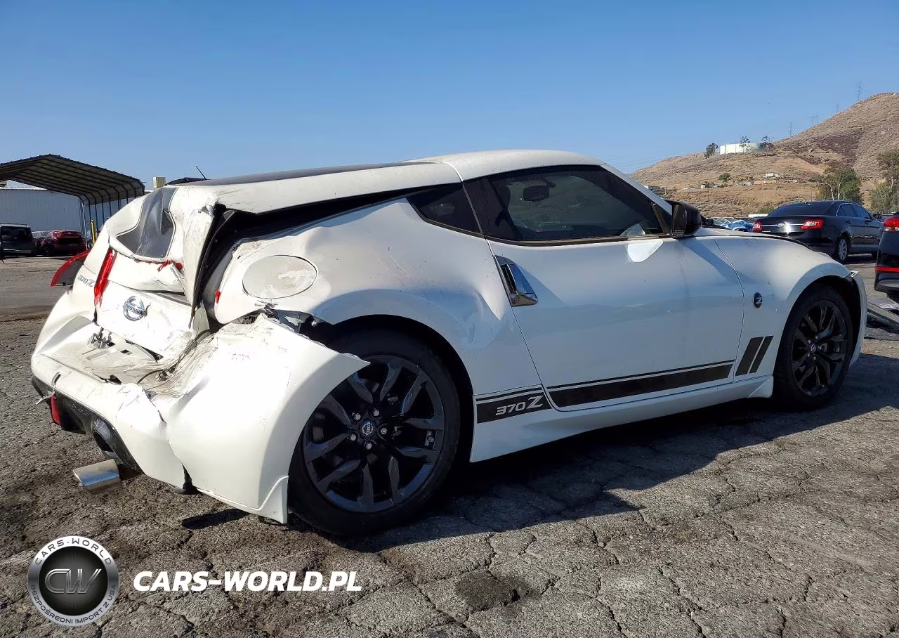 2019 Nissan 370Z Base VIN:JN1AZ4EH0KM420680 - 3