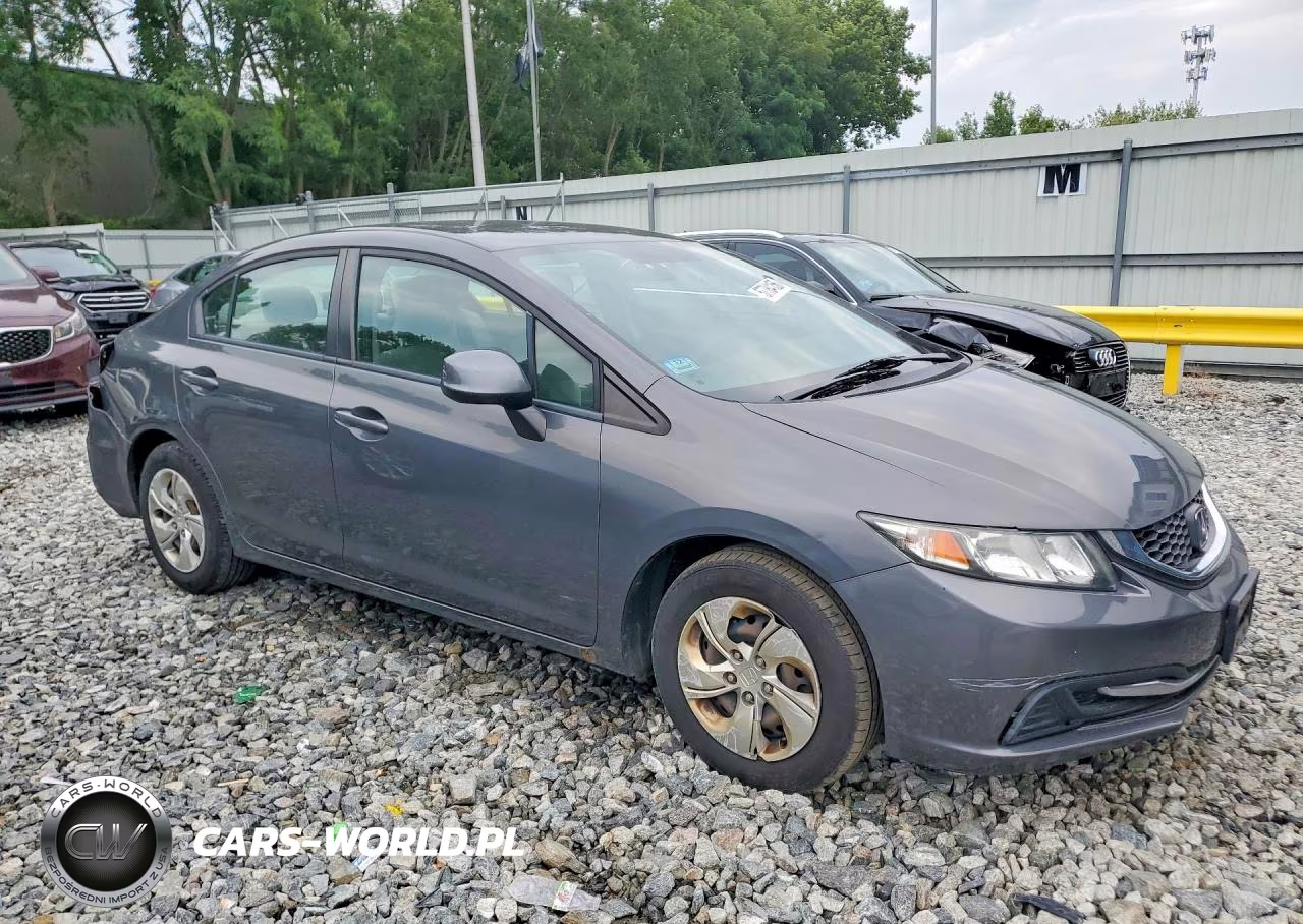 2013 Honda Civic Lx VIN:2HGFB2F5XDH581402 - 4