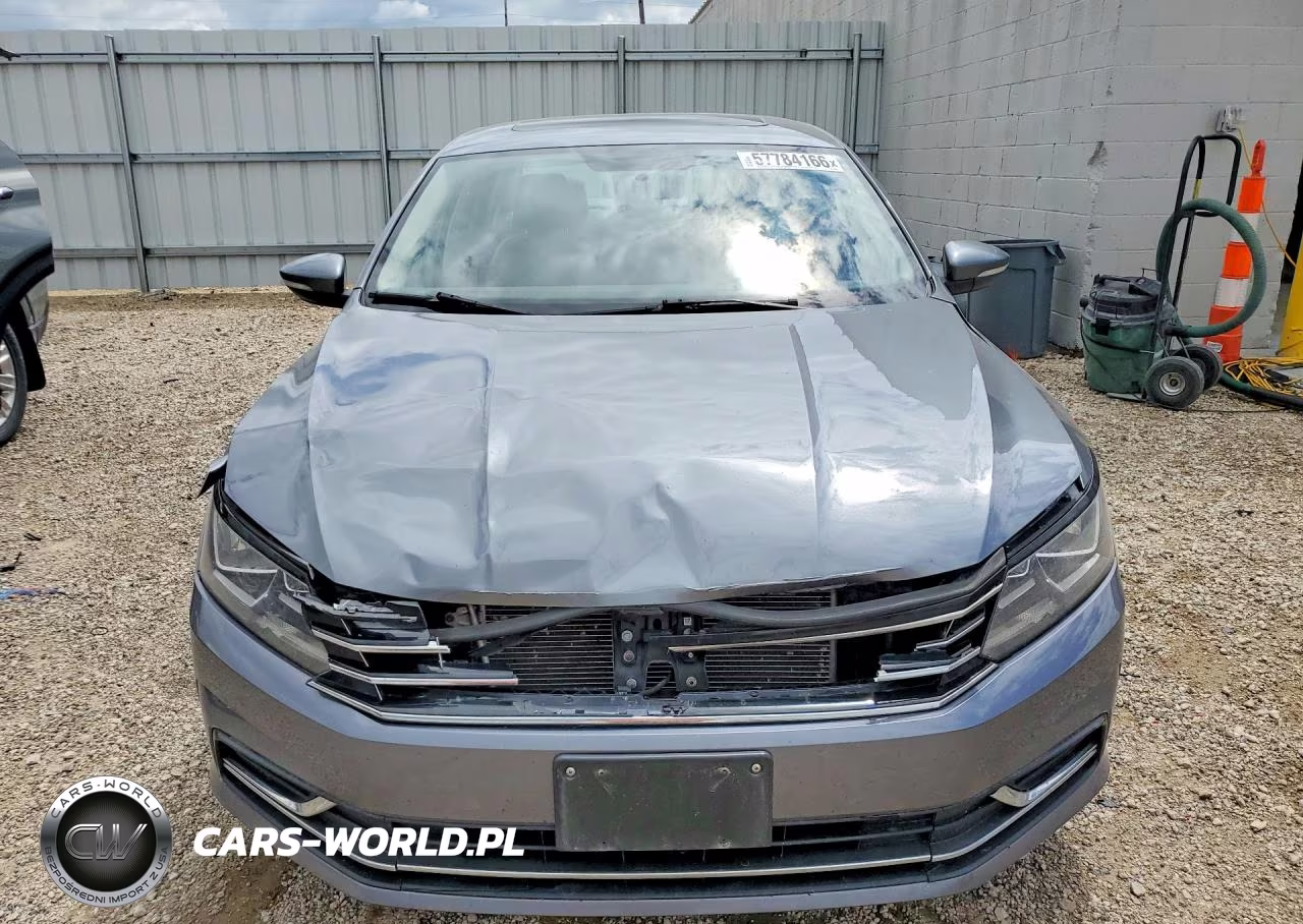 2018 Volkswagen Passat Se VIN:1VWBA7A3XJC006053 - 5