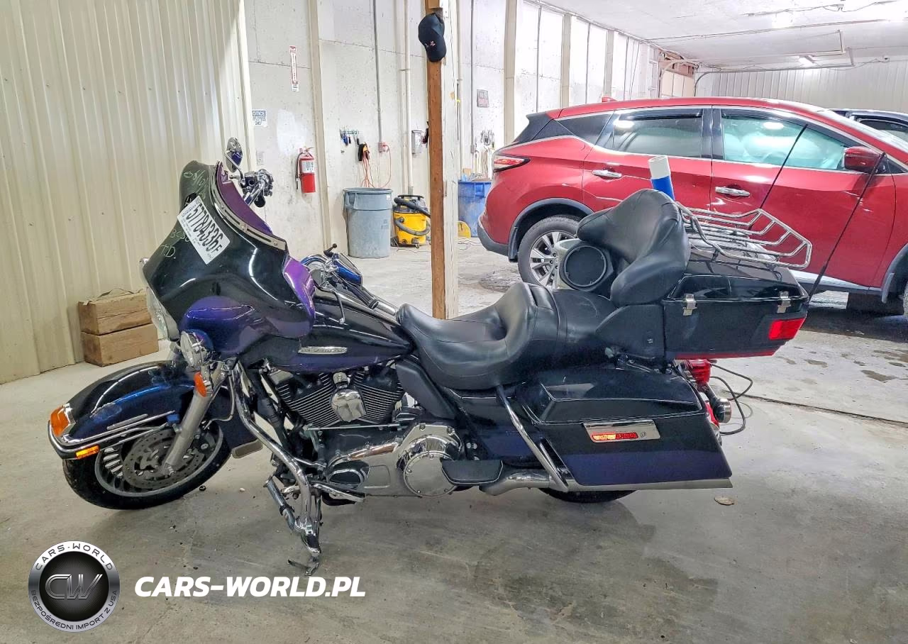 2010 Harley-Davidson Flhtk VIN:1HD1KEM19AB632837 - 3