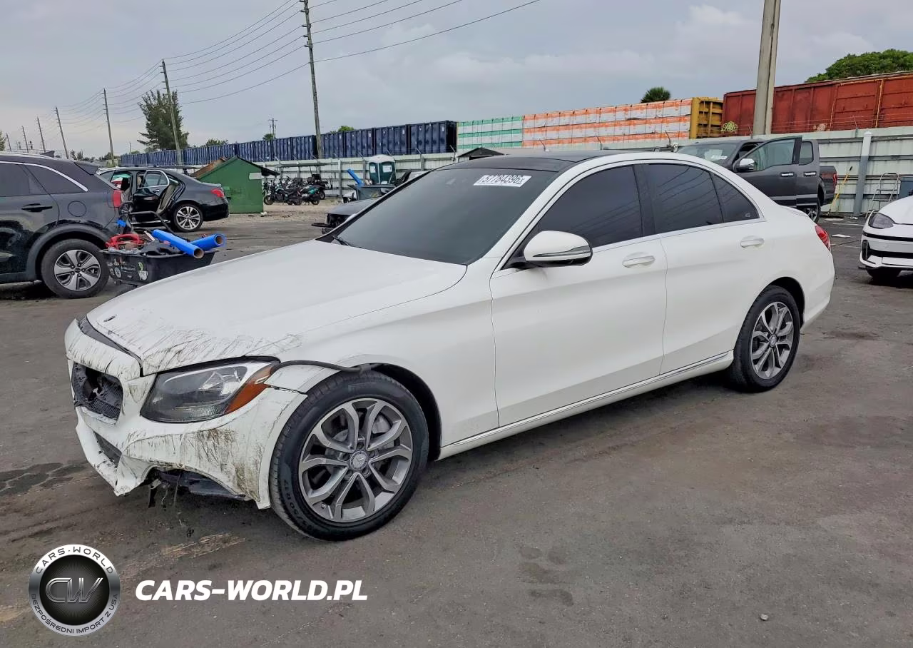 2016 Mercedes-Benz C 300 4Matic – zdjęcie 1 z 12