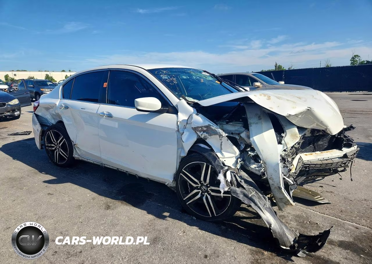 2017 Honda Accord Sport Special Edition VIN:1HGCR2F14HA188334 - 4