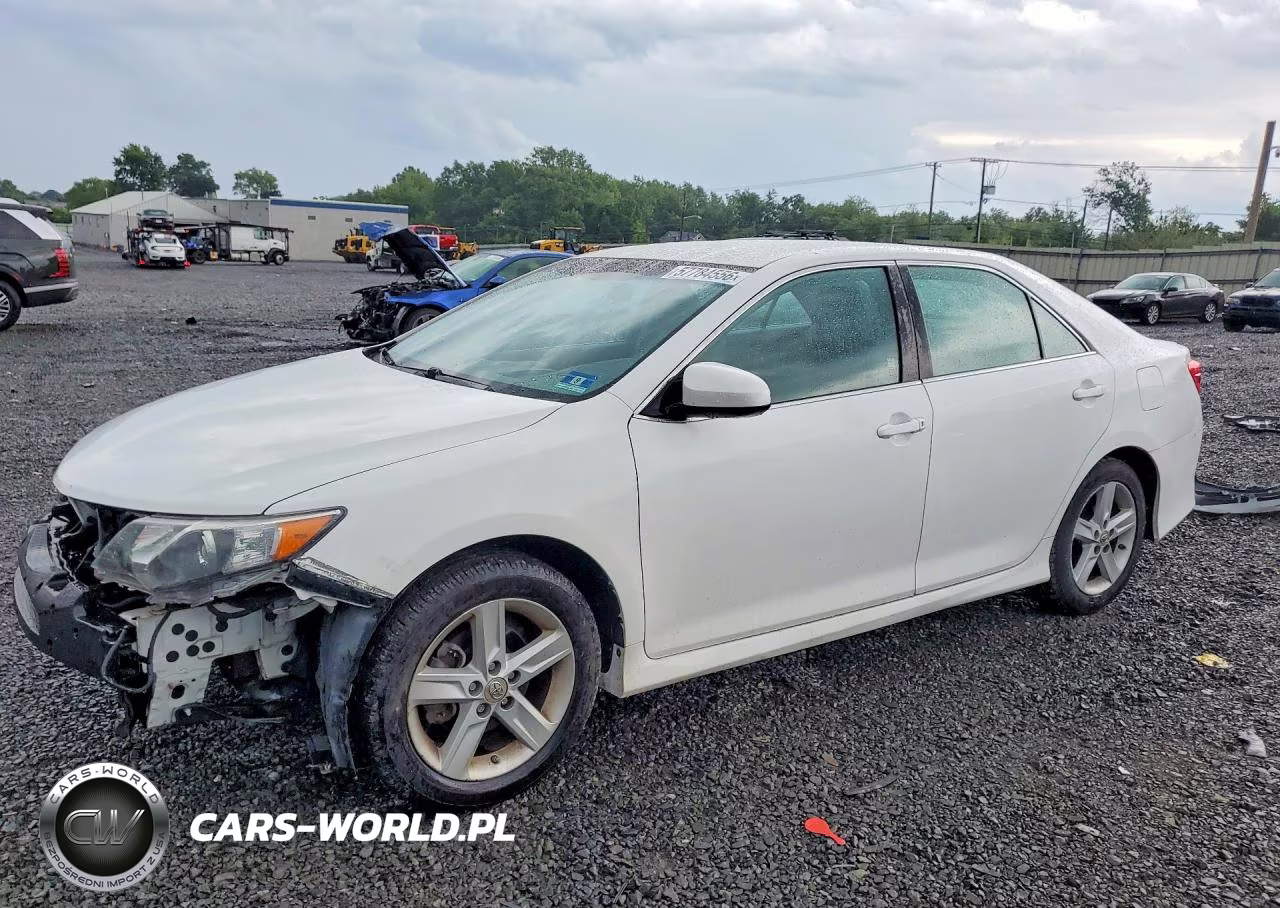 2012 Toyota Camry Se – zdjęcie 1 z 12