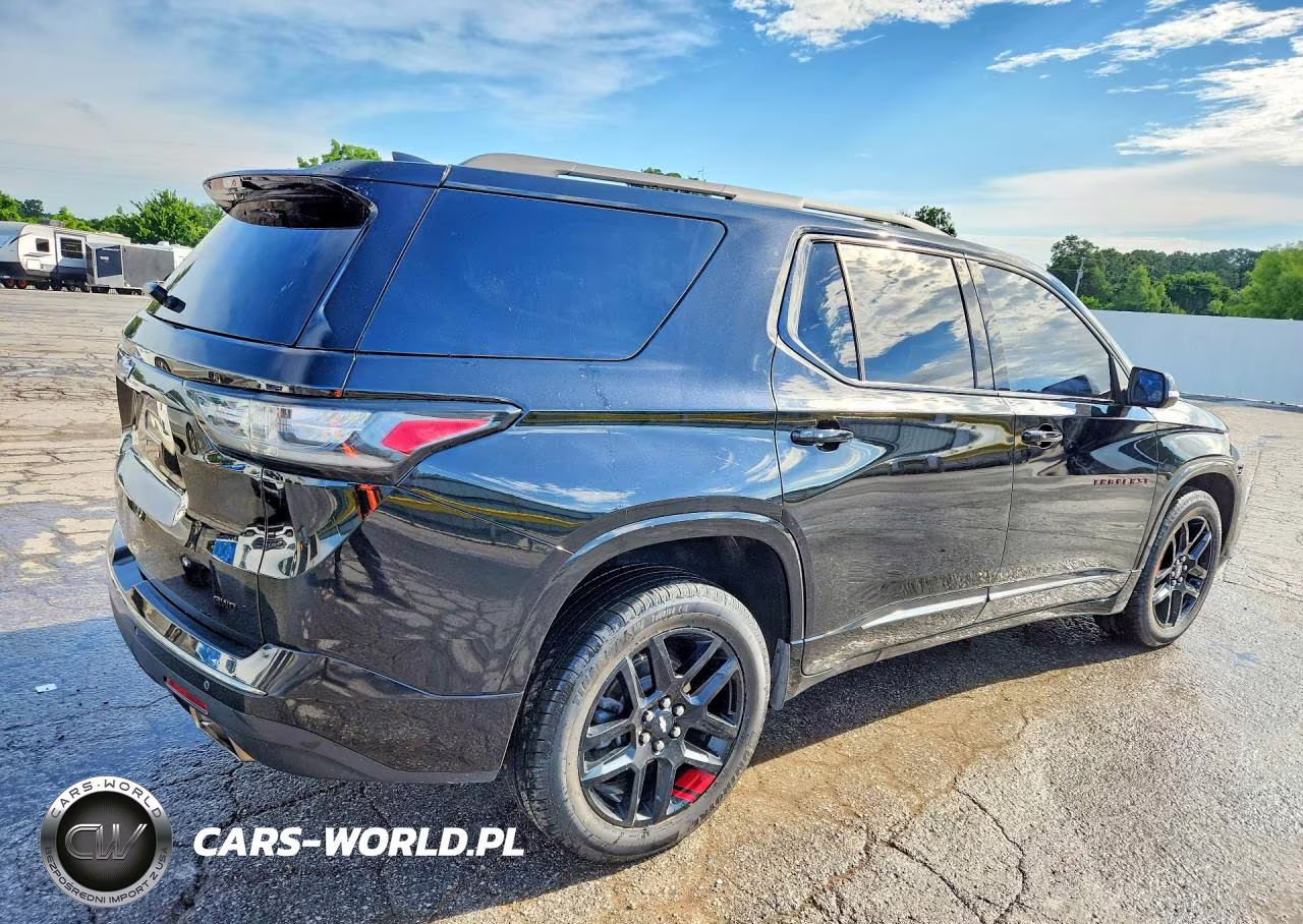2021 Chevrolet Traverse Premier VIN:1GNEVKKW6MJ265615 - 3