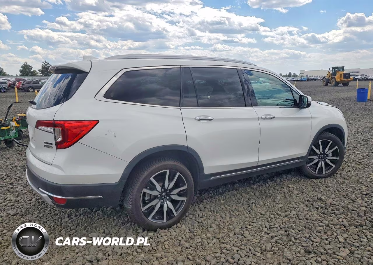 2021 Honda Pilot Touring VIN:5FNYF6H67MB056098 - 3