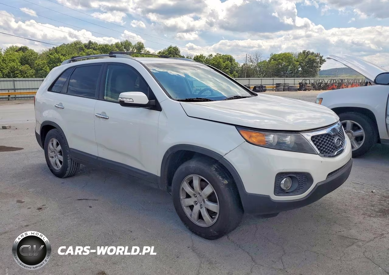2012 Kia Sorento Lx VIN:5XYKT3A66CG267890 - 4