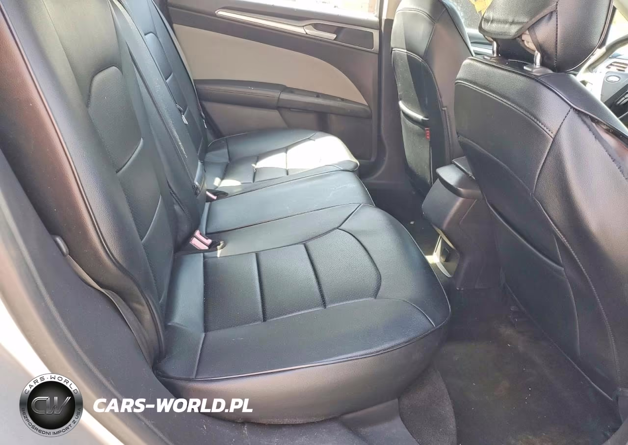 2016 Ford Fusion S VIN:1FA6P0G79G5102375 - 10