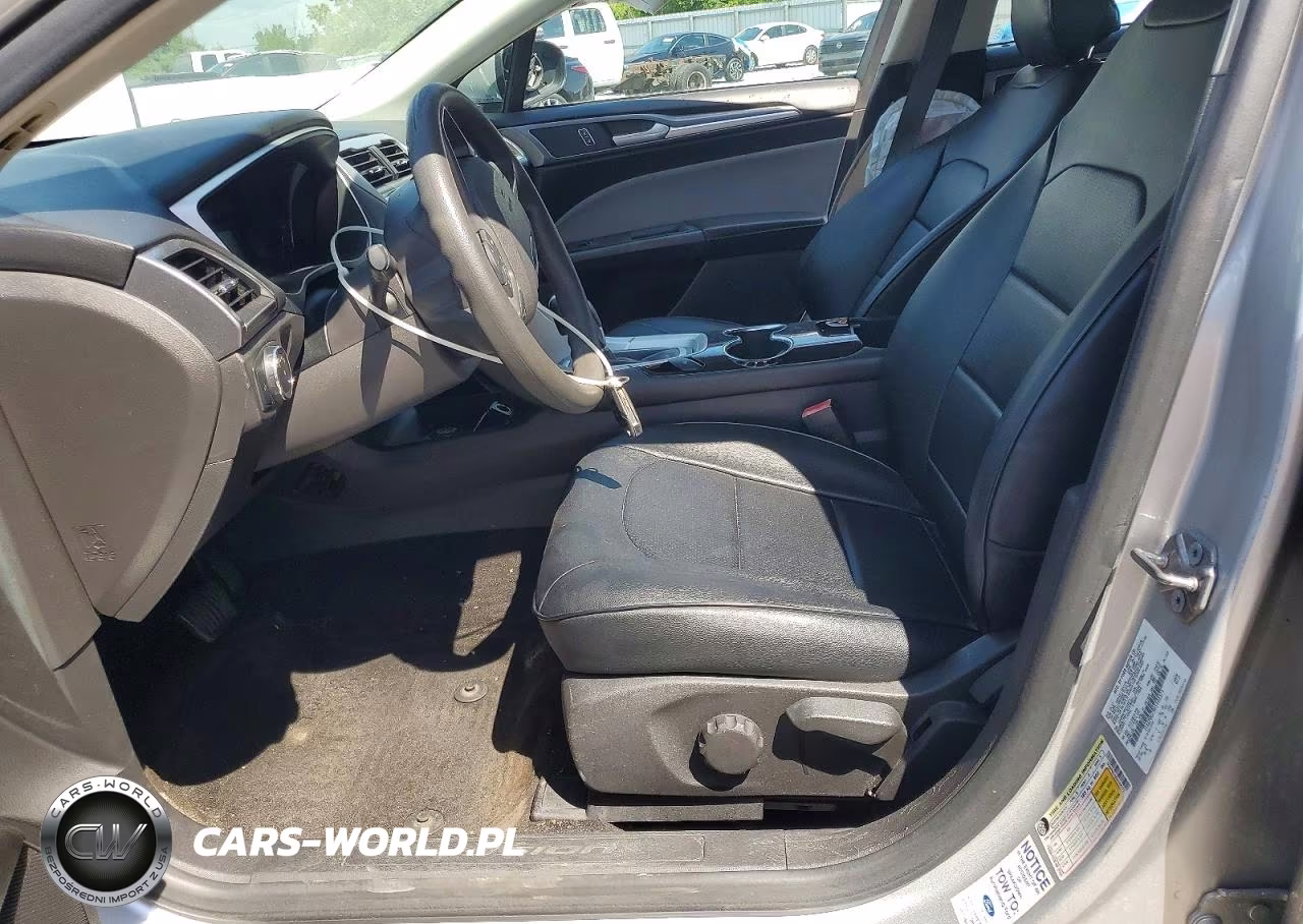 2016 Ford Fusion S VIN:1FA6P0G79G5102375 - 7