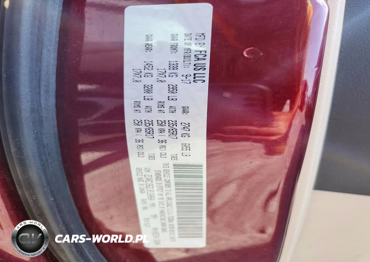2018 Chrysler Pacifica Touring L VIN:2C4RC1BG2JR120064 - 13