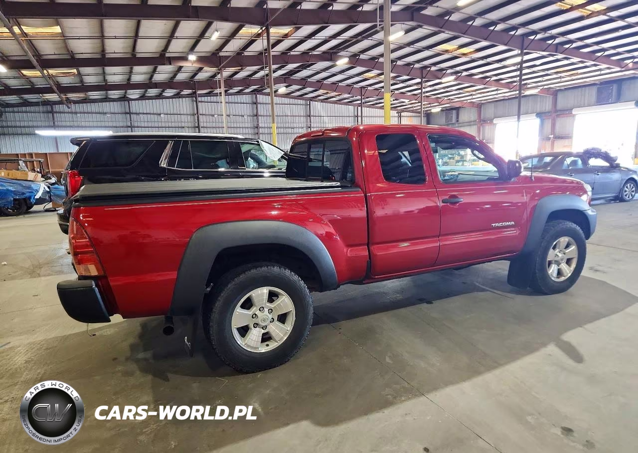 2015 Toyota Tacoma Access Cab VIN:5TFUX4EN2FX036586 - 3