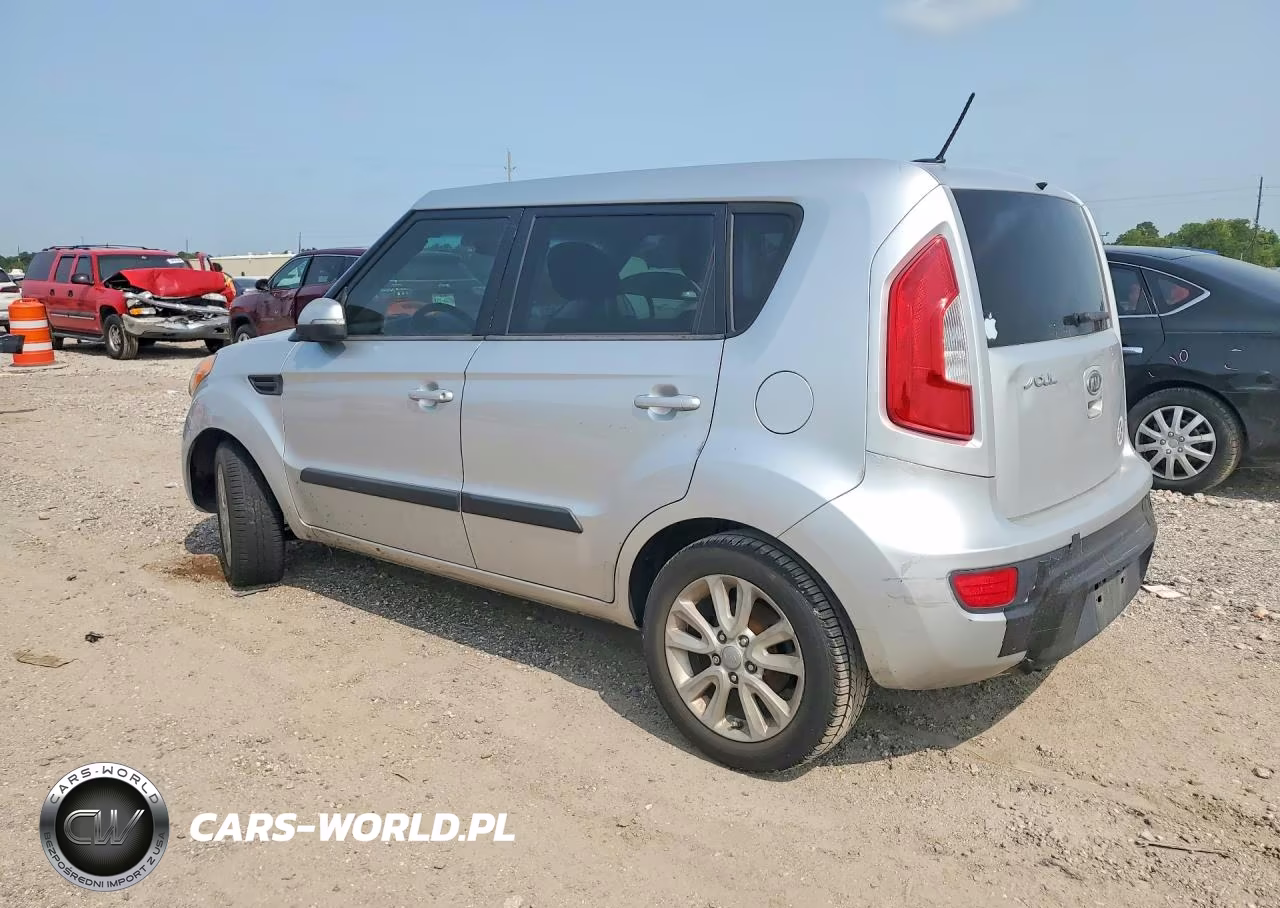 2012 Kia Soul + VIN:KNDJT2A66C7356975 - 2