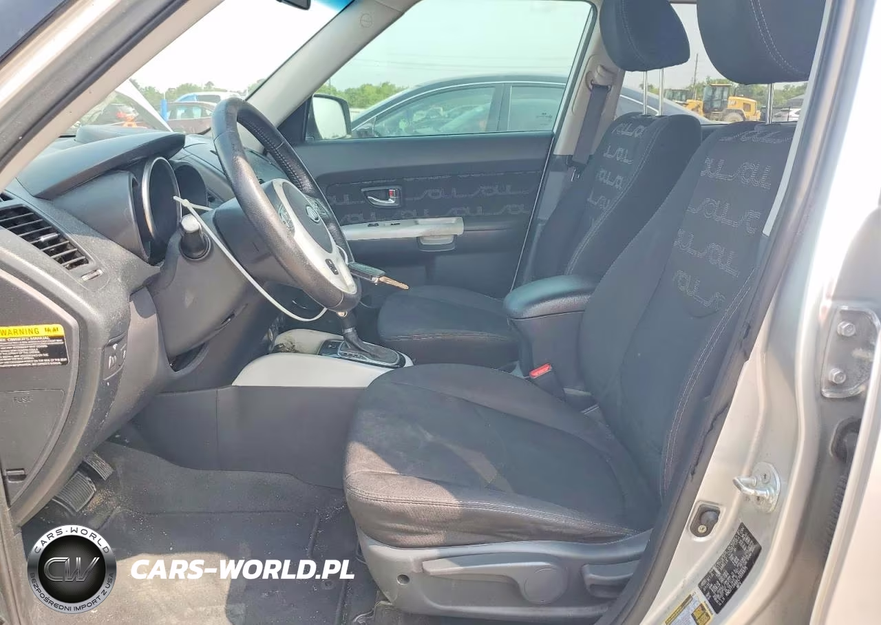 2012 Kia Soul + VIN:KNDJT2A66C7356975 - 7