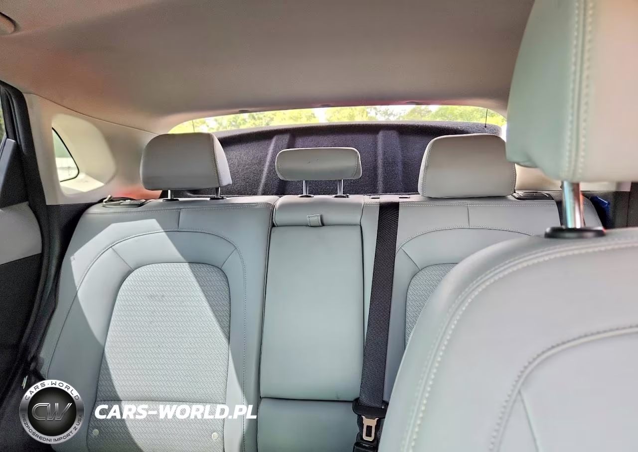 2021 Hyundai Kona Limited VIN:KM8K33A55MU618209 - 10