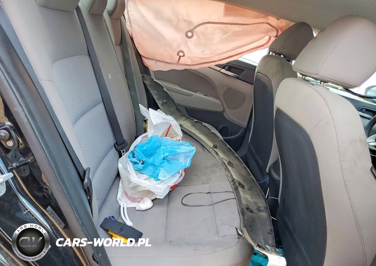 2019 Hyundai Elantra Sel VIN:KMHD84LF2KU746426 - 10