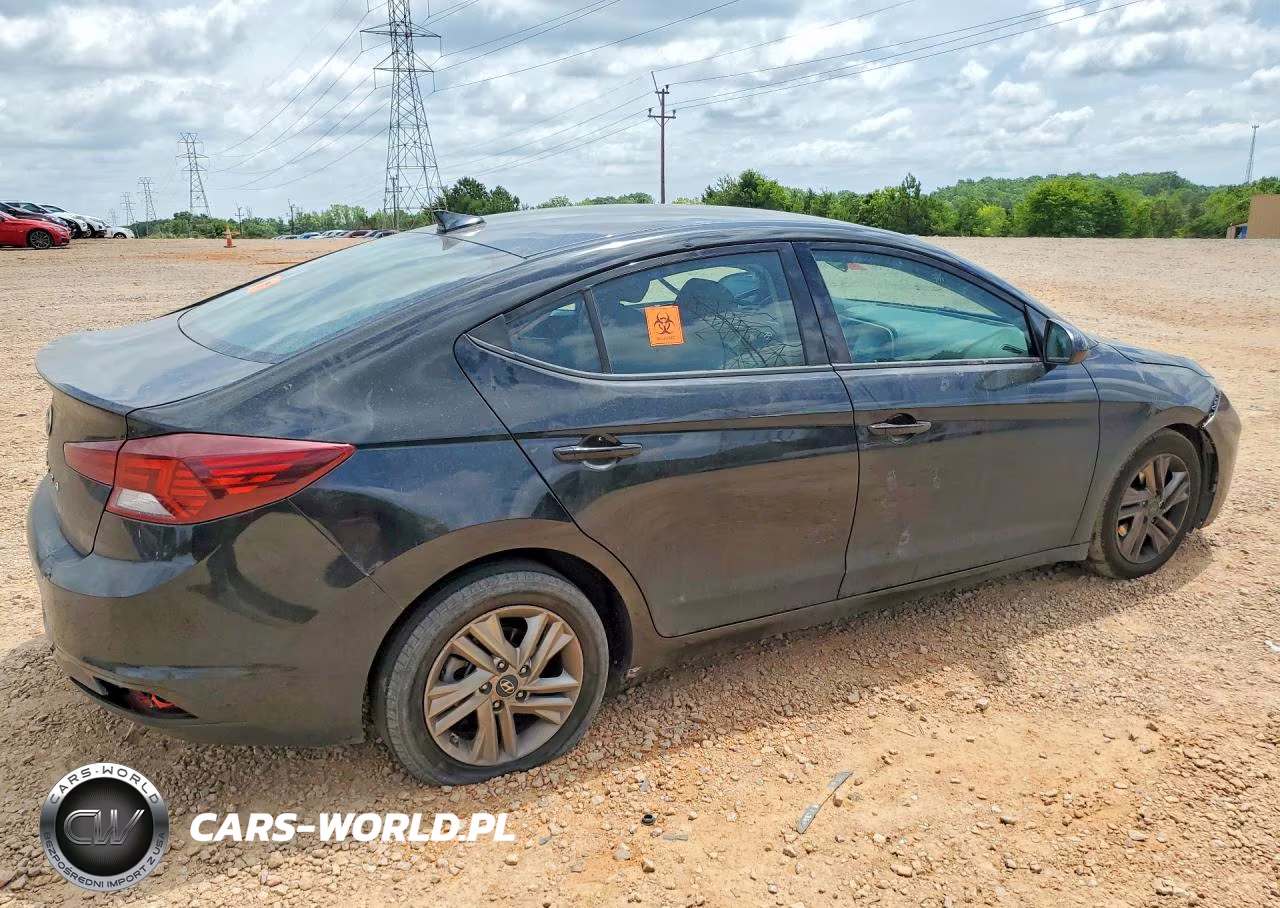 2019 Hyundai Elantra Sel VIN:KMHD84LF2KU746426 - 3