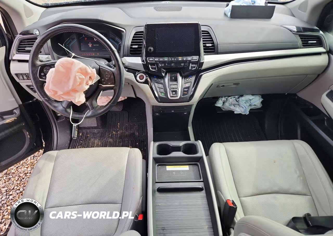 2018 Honda Odyssey Elite VIN:5FNRL6H98JB055223 - 8
