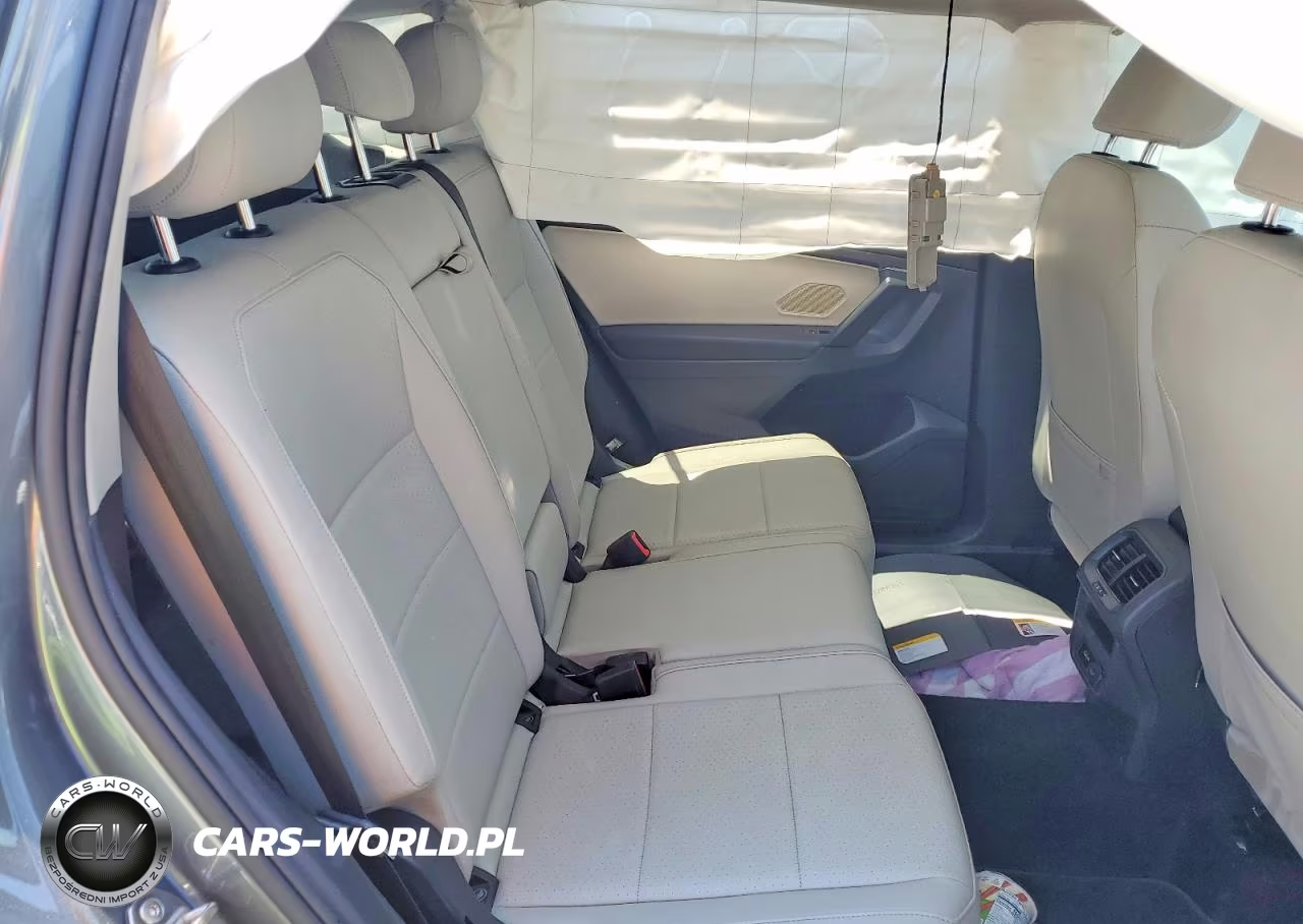 2019 Volkswagen Tiguan Se VIN:3VV2B7AX5KM142031 - 10