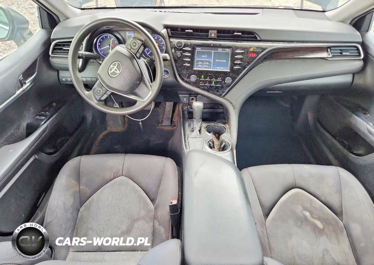 2019 Toyota Camry Le VIN:4T1B11HK0KU688042 - 8