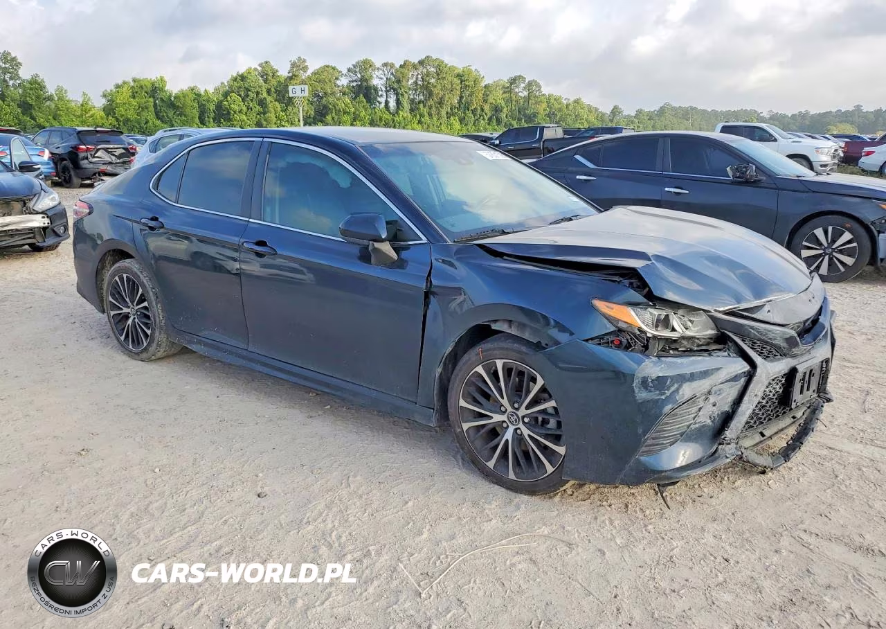 2019 Toyota Camry Se VIN:4T1B11HK3KU751568 - 4