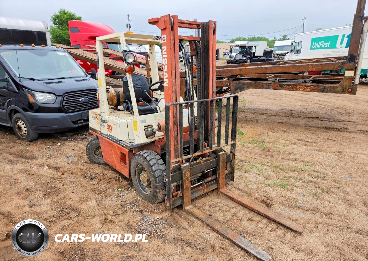 1990 Nissan Ph02A25V Forklift – zdjęcie 1 z 10