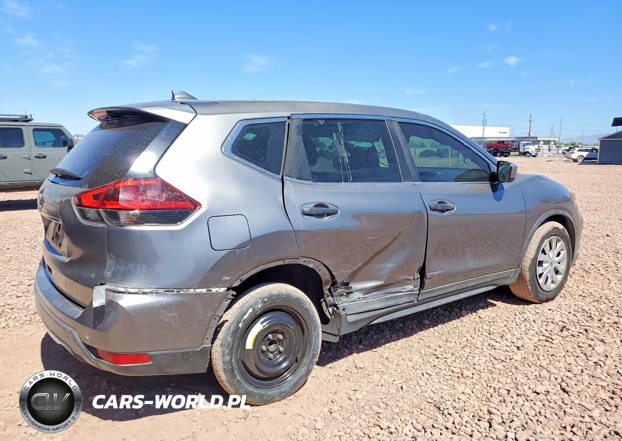 2018 Nissan Rogue S VIN:KNMAT2MT8JP583499 - 3